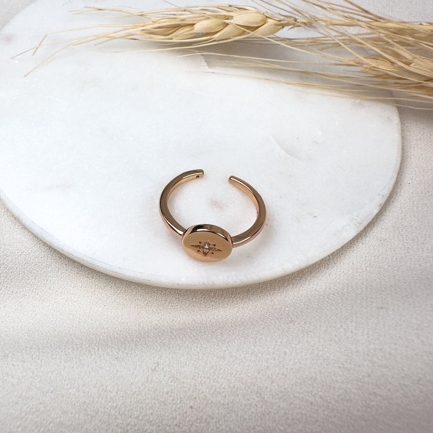 Star Cara Ring