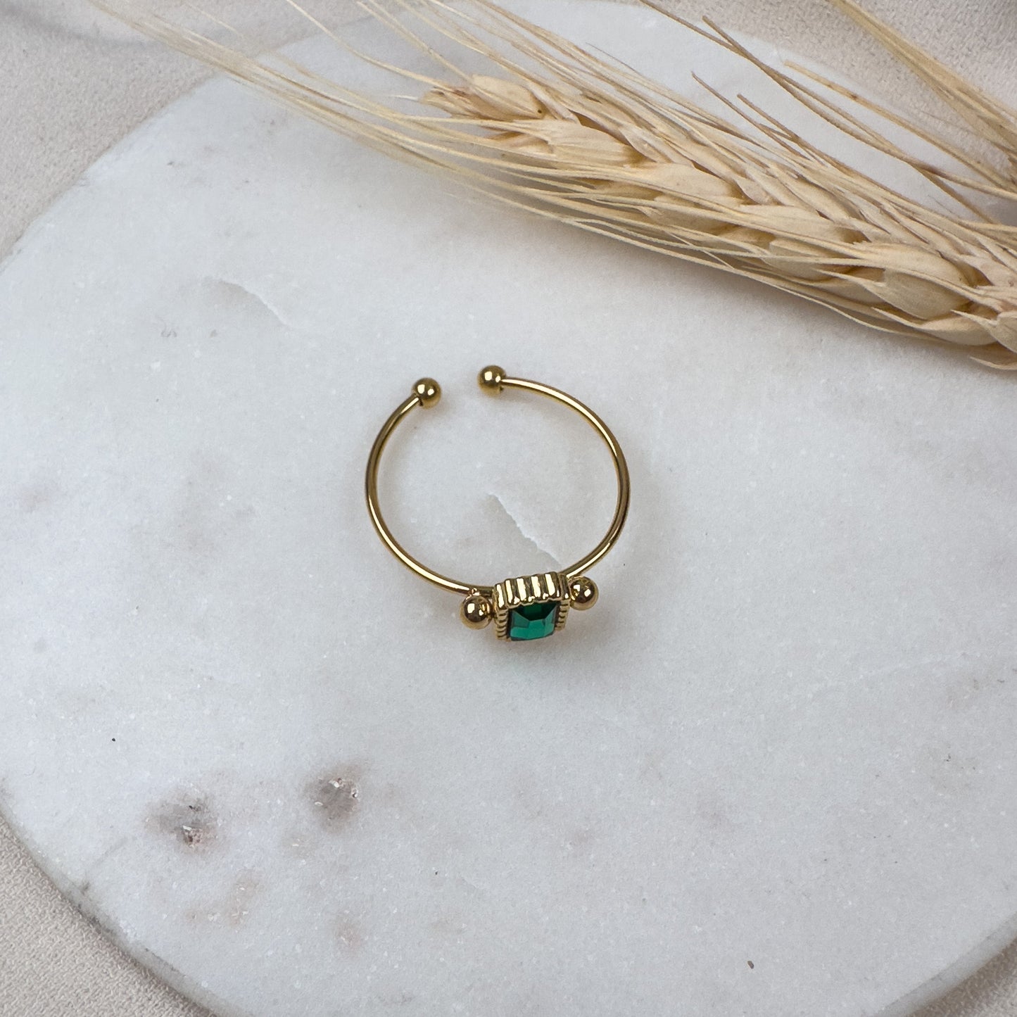 Emerald Juli Ring