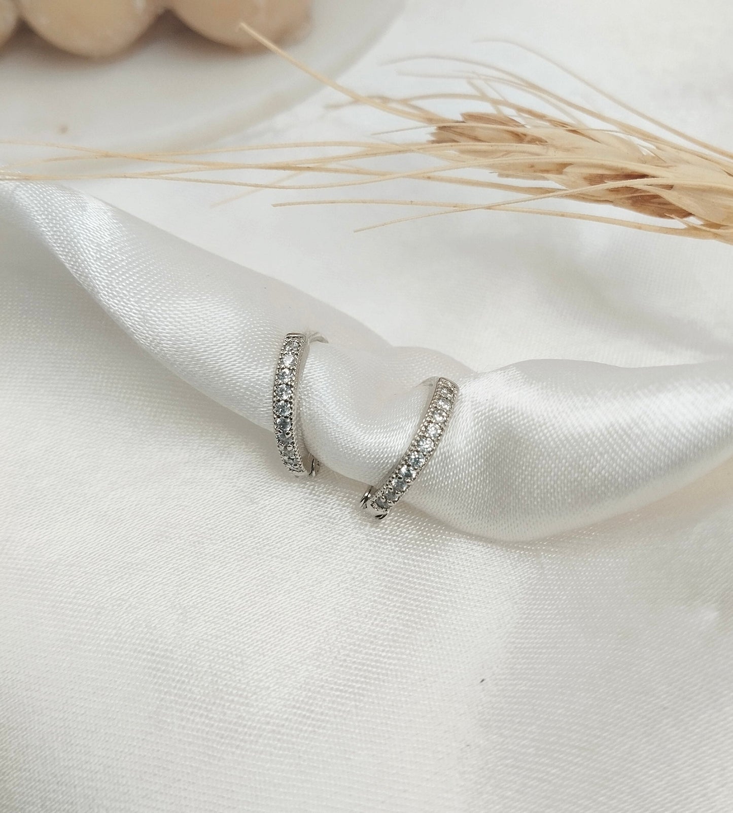 Cheryl Huggie Hoops (Silver)