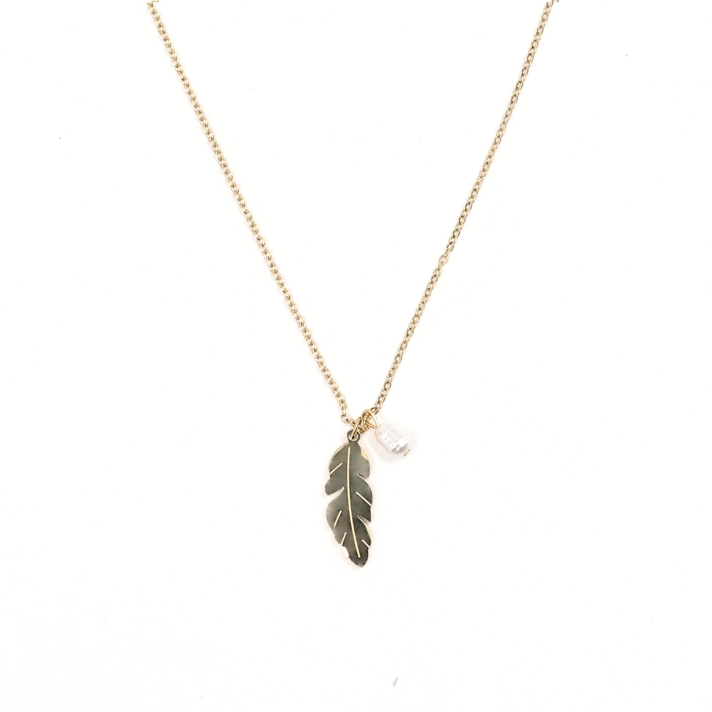 Leaf Pearl Necklace